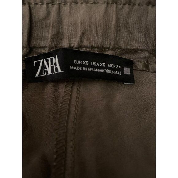 Zara, women's dark green, cropped, pull on elastic waist casual pants size XS - Picture 5 of 9